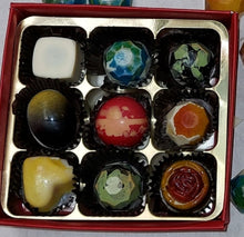 Load image into Gallery viewer, Deluxe Range Belgian White Chocolates Filled with Beeshack Honey