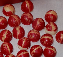 Load image into Gallery viewer, Deluxe Range Belgian White Chocolates Filled with Beeshack Honey