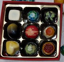 Load image into Gallery viewer, Deluxe Range Belgian White Chocolates Filled with Beeshack Honey
